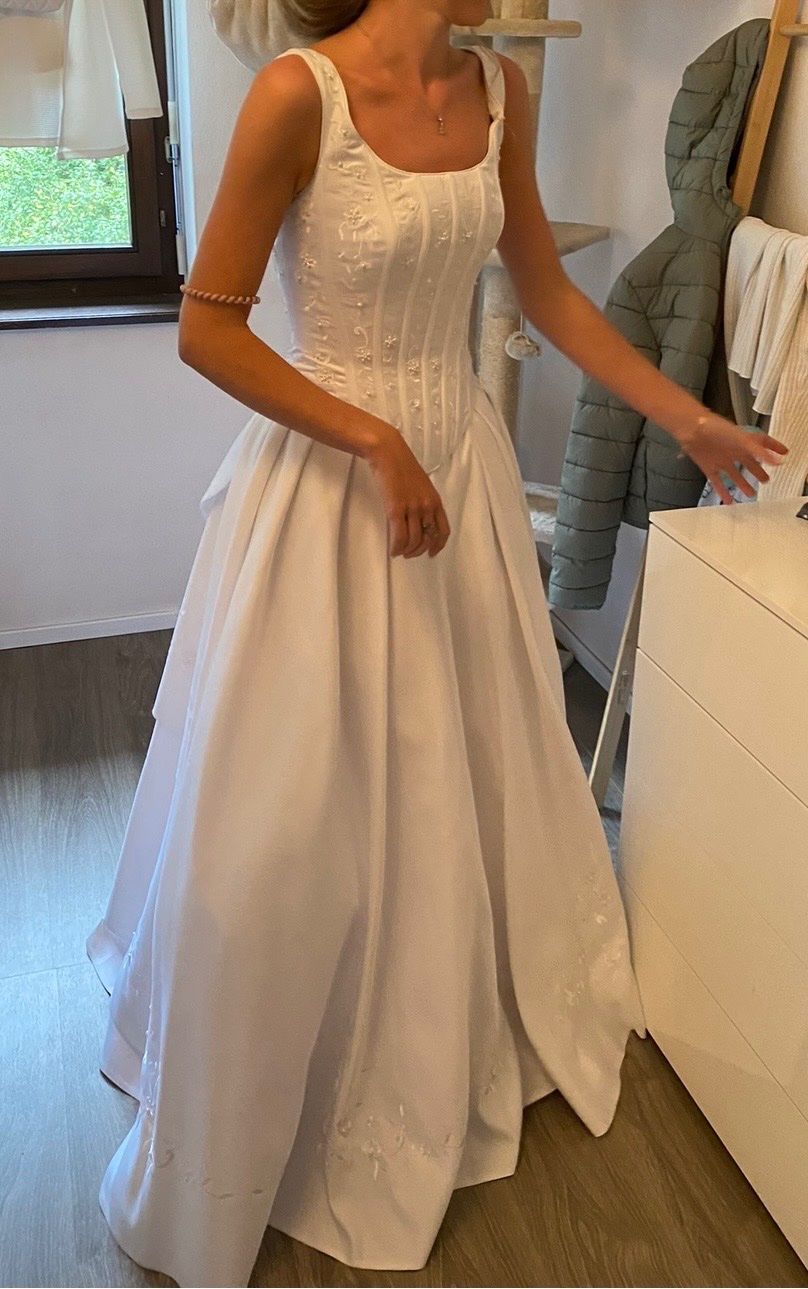 Vestiti: Vestito matrimonio – Usato da Lodano venduto da yar_bv5l 1
