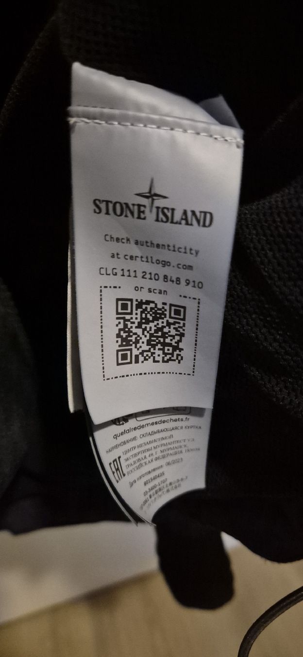 Stone Island Jacken: Stone Island Windjacke/Grösse M – Gebraucht aus Tägerwilen von mar_cf9w 4