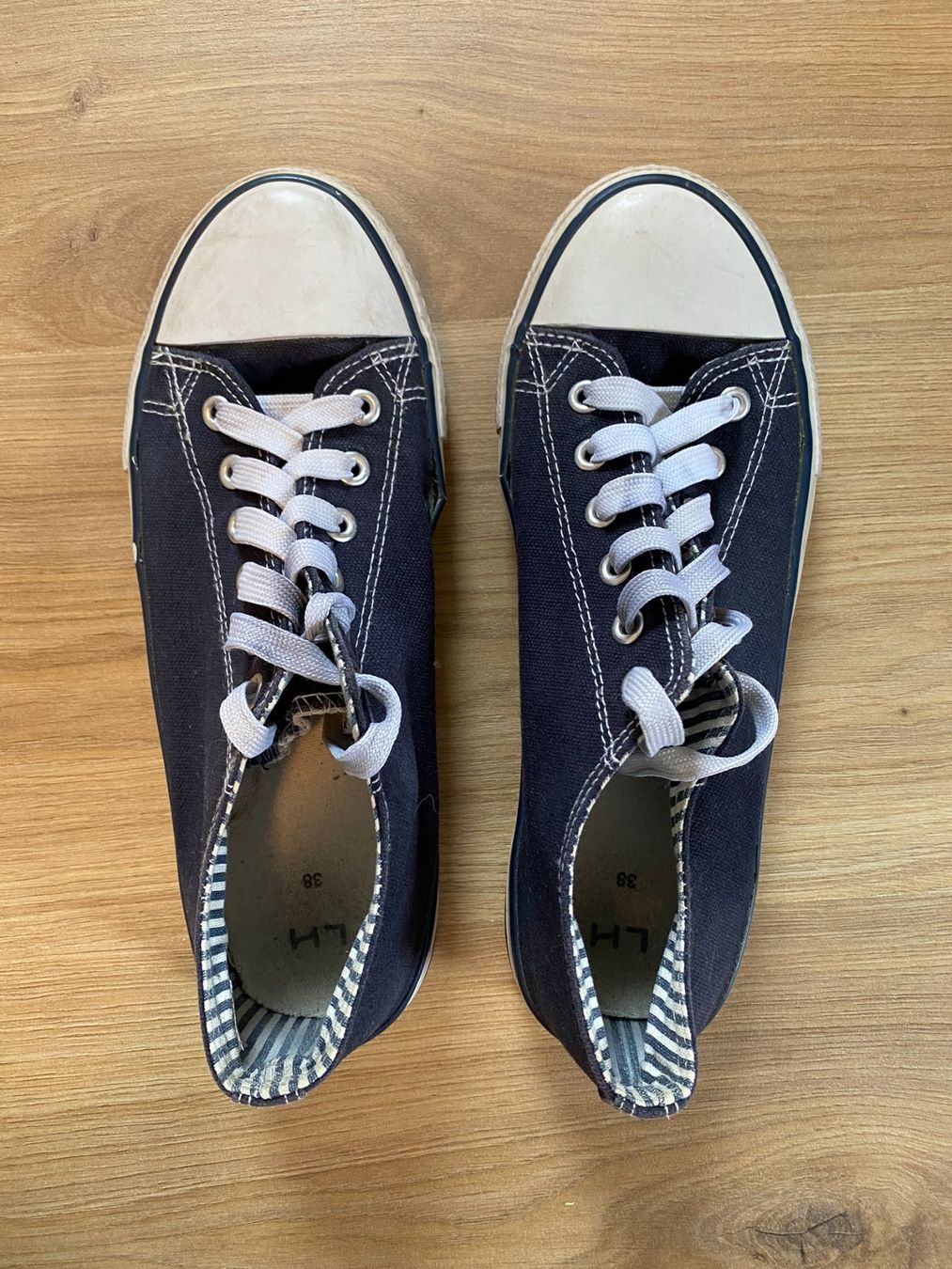 Scarpe da donna: Chaussures basses bleu – Usato da Delémont venduto da elena_neuhaus