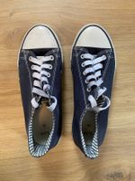 Chaussures basses bleu