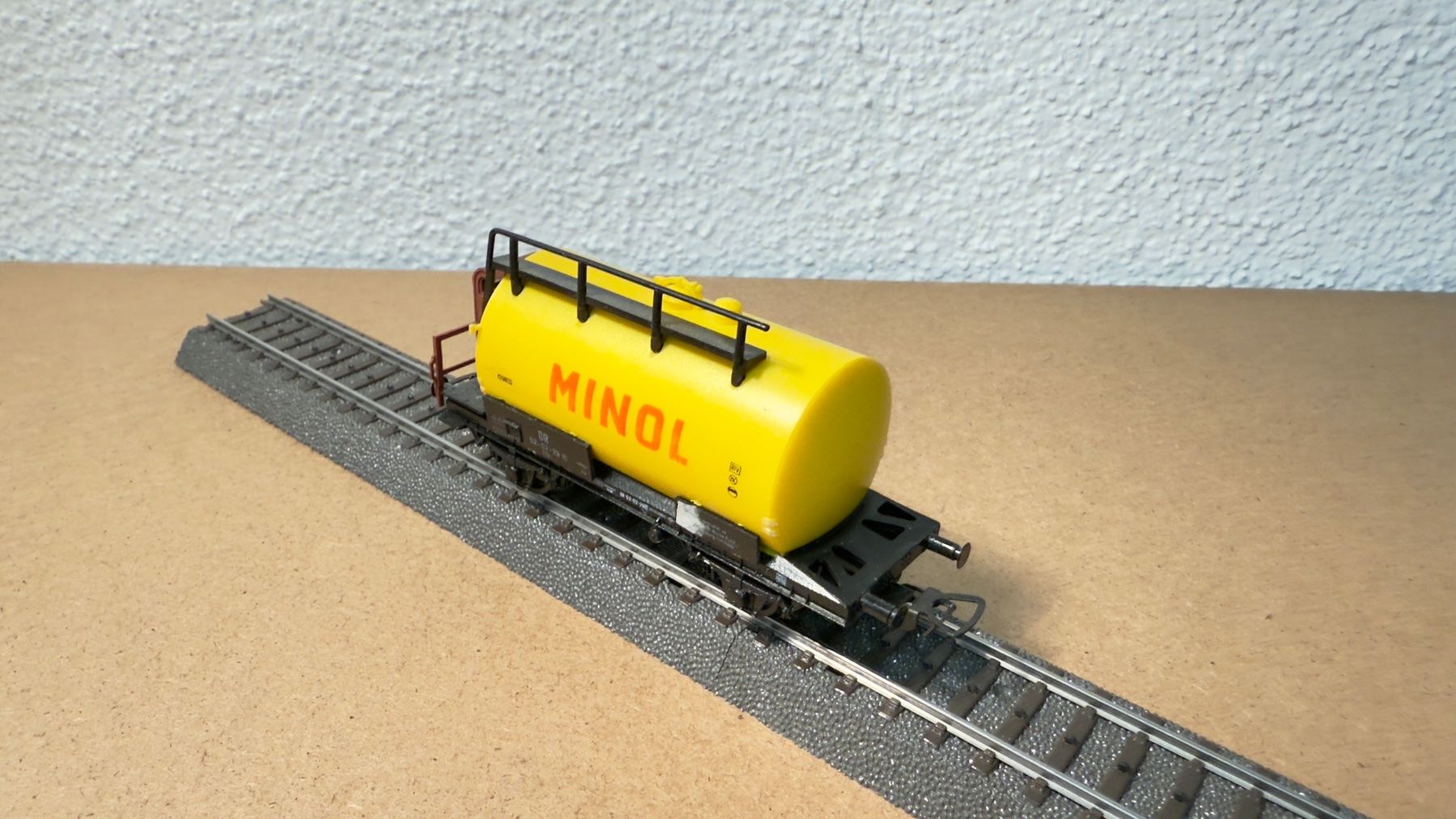 Liliput Modellini di ferrovie: Lilliput Tankwagen H0 / DC – Usato da Windlach venduto da Kelebra 7