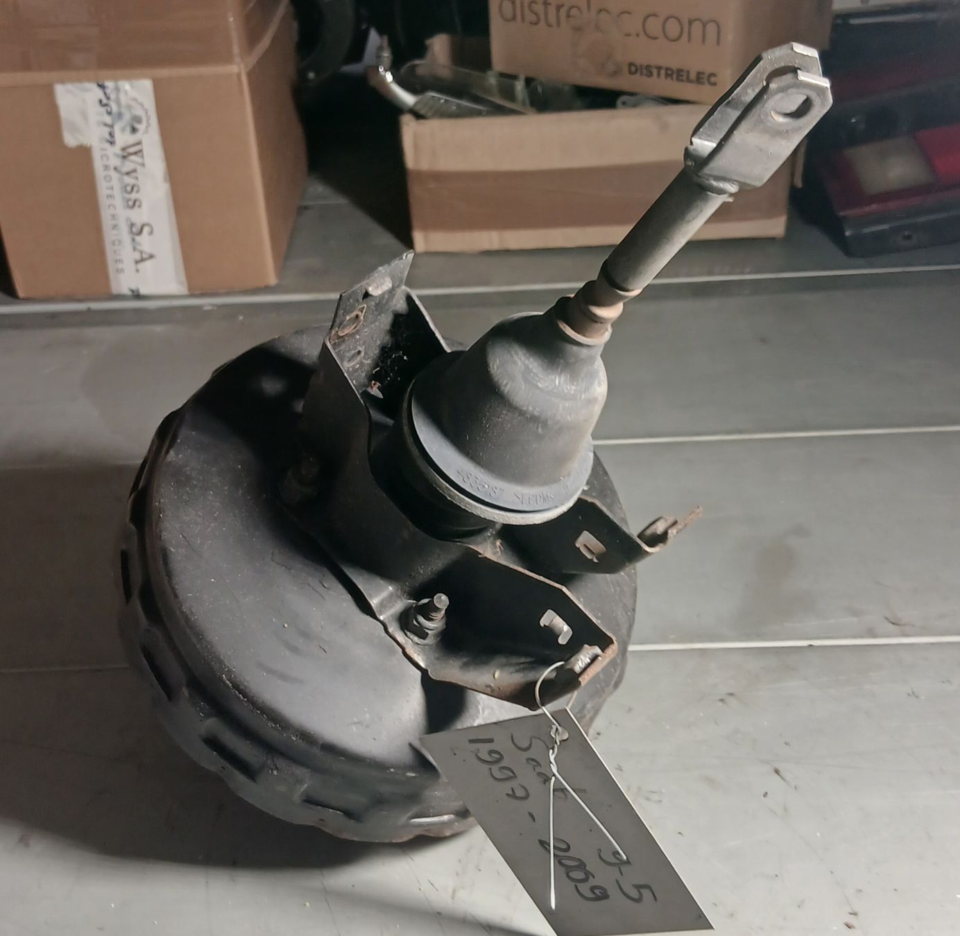 Saab Tutti pezzi di ricambio auto: Servofrein Saab 9-5 – Usato da la heutte venduto da Auto-stock 2