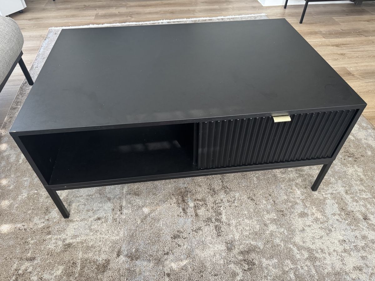 Tavoli: Table basse noire avec rangement – Usato da Champvent venduto da lul_928p 1