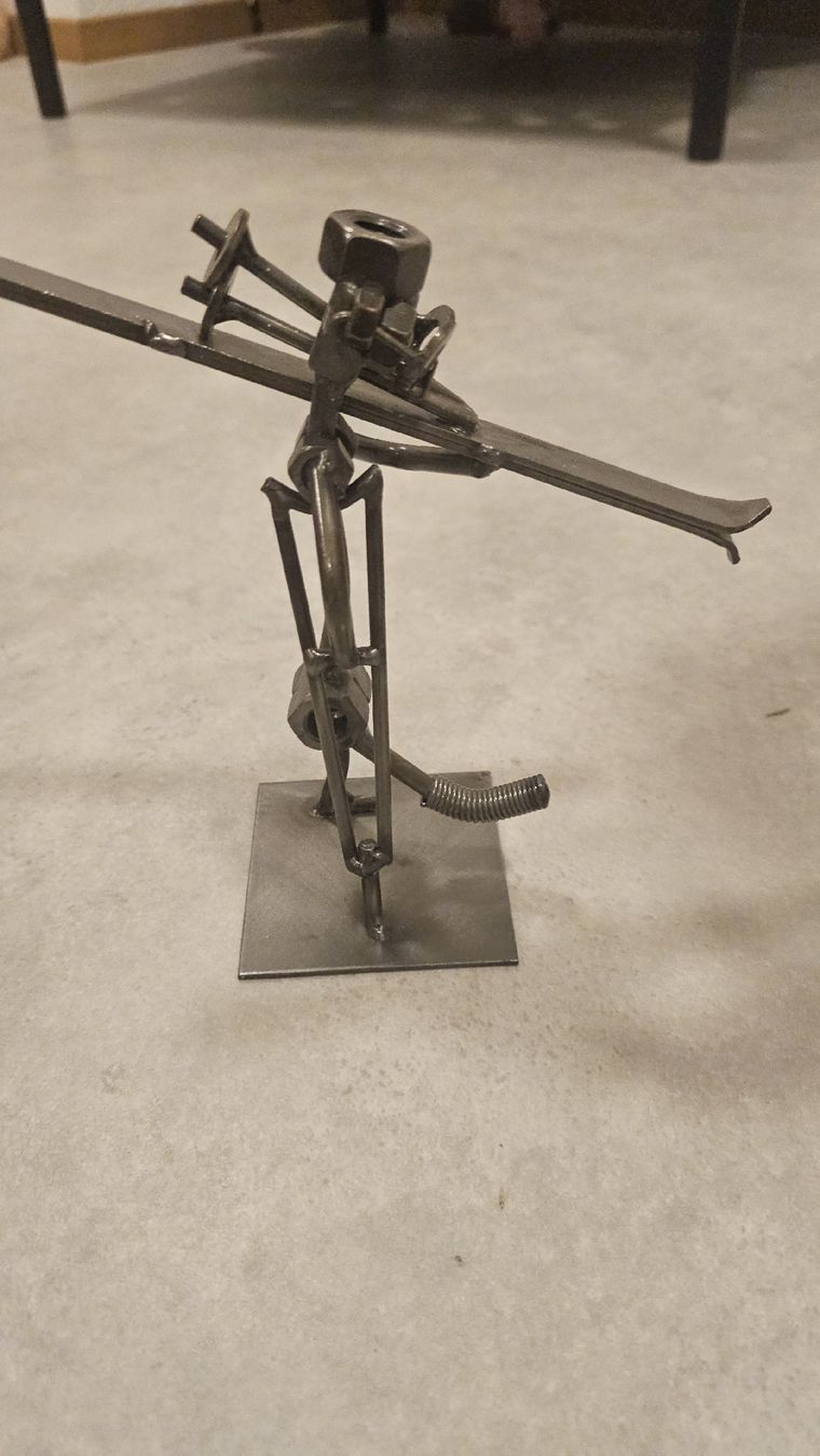 Figuren: statuette soudure skieur – Gebraucht aus Sornetan von T.a333 1