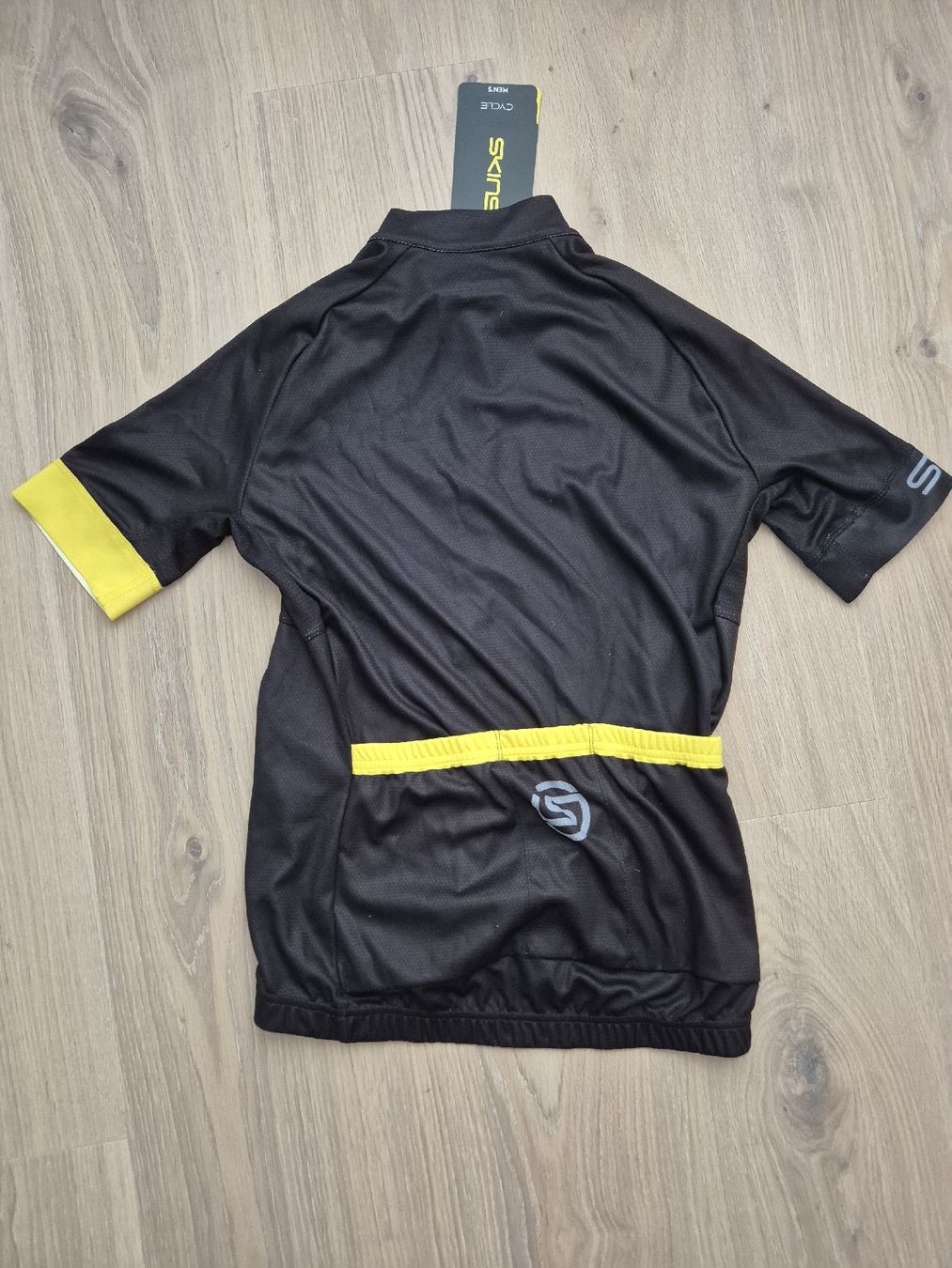 Skins Canottiere & Pantaloni: Skins Fahrradtrikot – Nuovo e nell'imballaggio originale da Steinhausen venduto da des_zv87 1