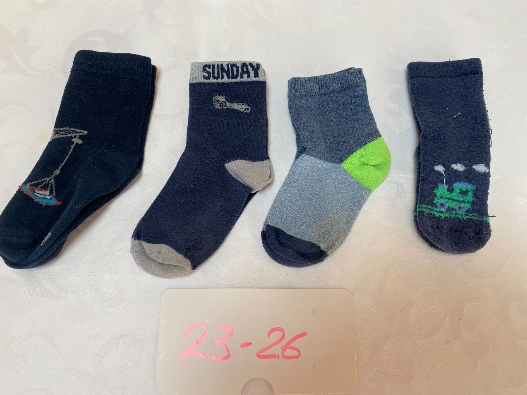 Chaussettes enfants: 4 Paar Socken Grösse 23 - 26 – D'occasion à Wagen par 20Ricola18