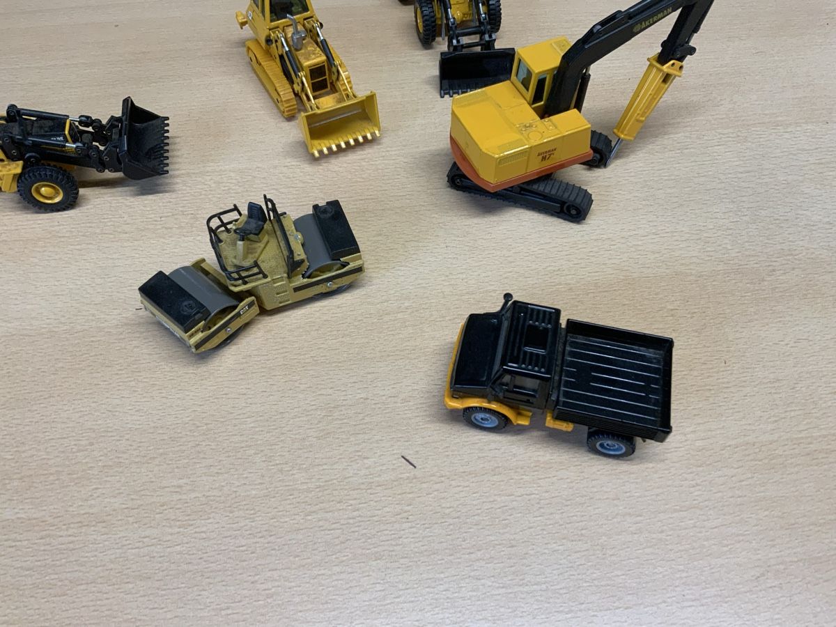 Modellbausätze & Standmodelle: Baumaschinen Modelle – Gebraucht aus Niederuzwil von Miami1999 3