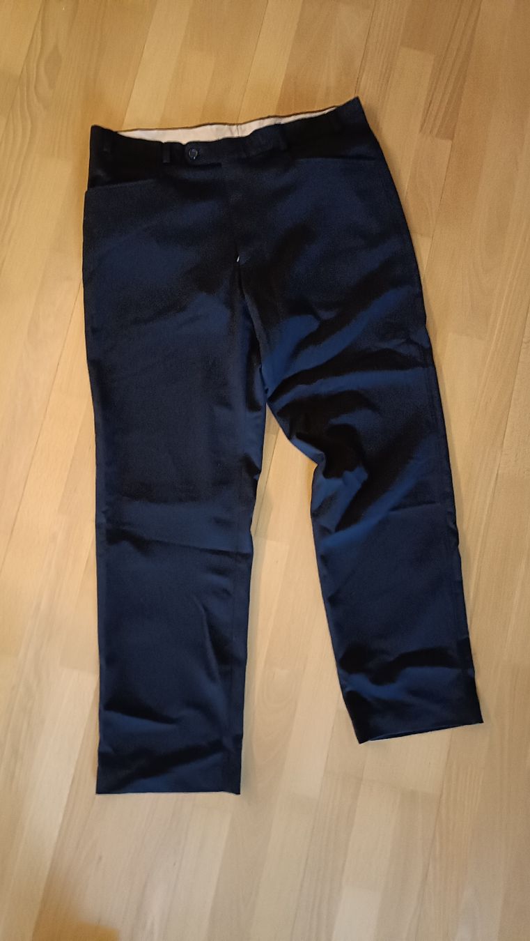 Pantaloni: Anzugshose Casa Blanca Gr. 26 – Usato da Brütten venduto da DemitemBus