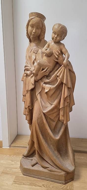 Sculture & Statue: Grosse antike Madonna Statue – Usato da Kaufdorf venduto da Nati-Nati 4