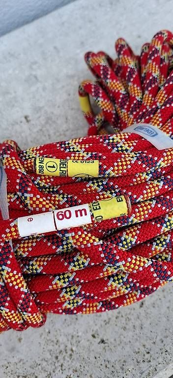 Attrezzatura da arrampicata: Kletterseil Edelrid 60m – Usato da Wittenbach venduto da loggolo