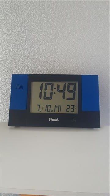 Uhren: Wand-Uhr oder Büro-Uhr zum Aufstellen – Neu (gemäss Beschreibung) aus Oberrohrdorf von Heinzwu