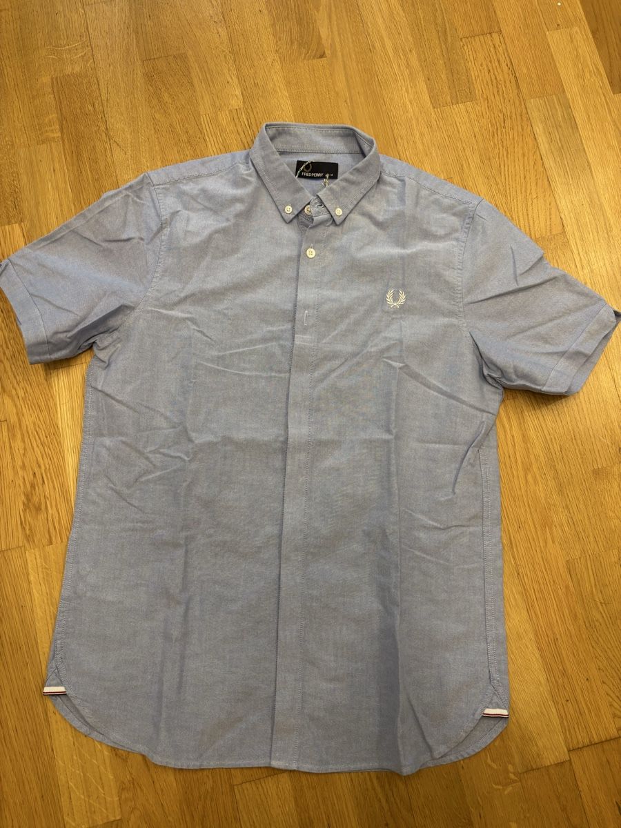 Fred Perry Chemises: Kurzarm Hemd Fred Perry M – D'occasion à Basel par Lance81
