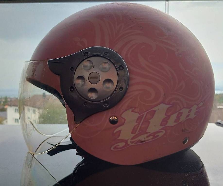 Casques & visières: Casque moto rose – D'occasion à Bôle par Benedetto72 1