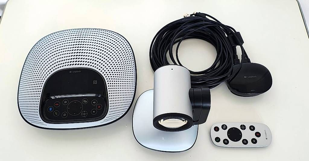Caméscopes: Logitech Group Konferenzkamera & Freisprecheinrichtung – D'occasion à Bülach par Surbetone