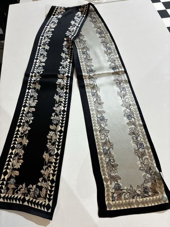 Hochwertiger Seidenschal – Unisex, künstlerische Prints  Ver
