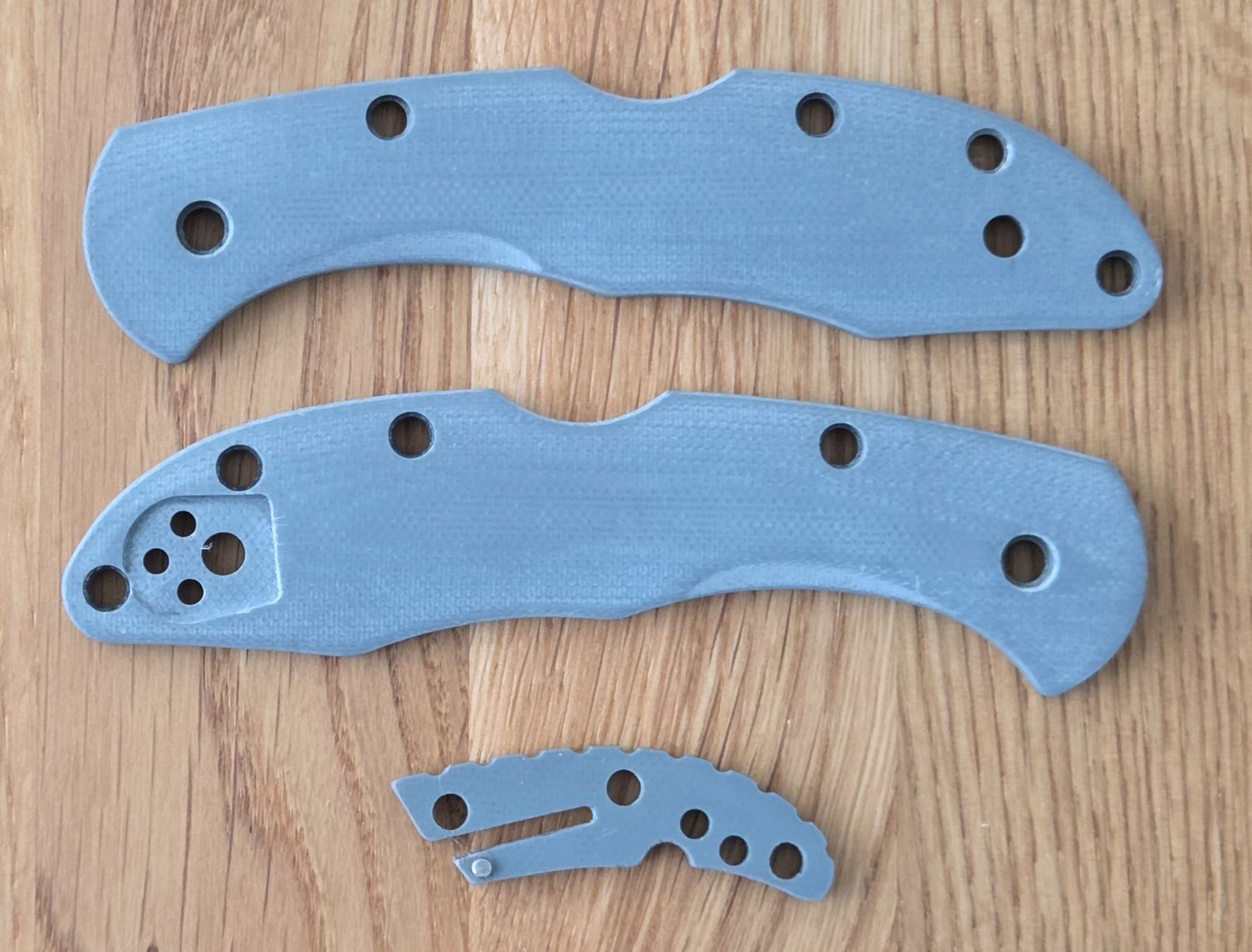 Accessori: G10 Griffschalen zu Spyderco Delica 4 – Usato da Stäfa venduto da userPhilipp