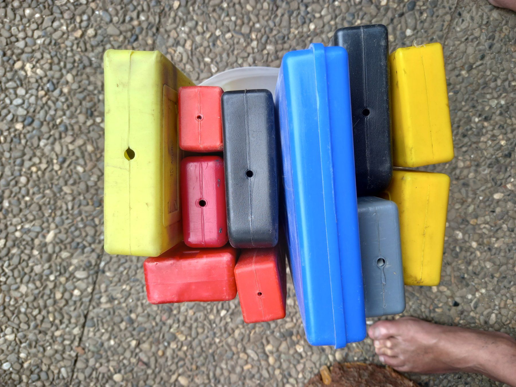 Alle Ersatzteile: Diverse Pannendreiecke – Gebraucht aus Achseten von Wenggi 1