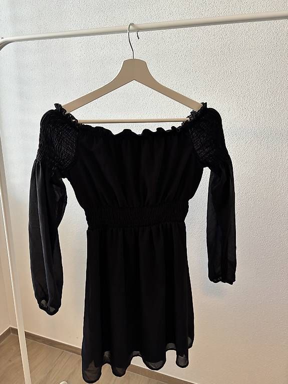 Vestiti: Kleid – Usato da Niederwil AG venduto da jul_xms5 1