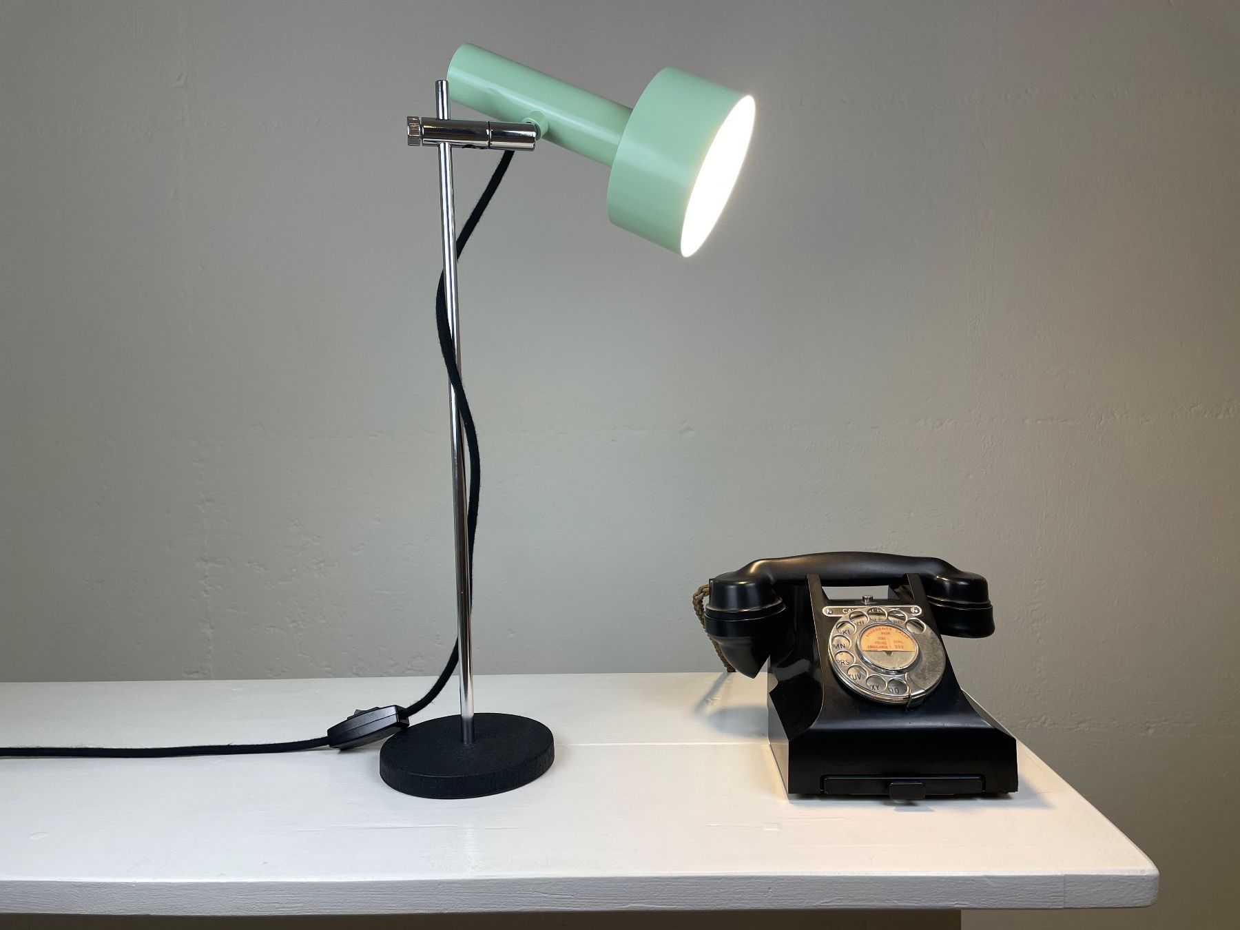 Lampen: Vintage lamp renewed tischlampe – Gebraucht aus Genthod von lightyear63