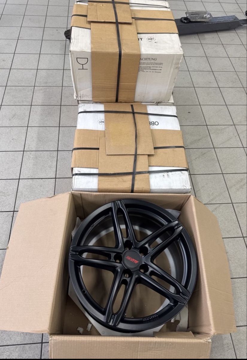 Felgen: Felgen 18Zoll – Neu und originalverpackt aus Derendingen von Moschin 1