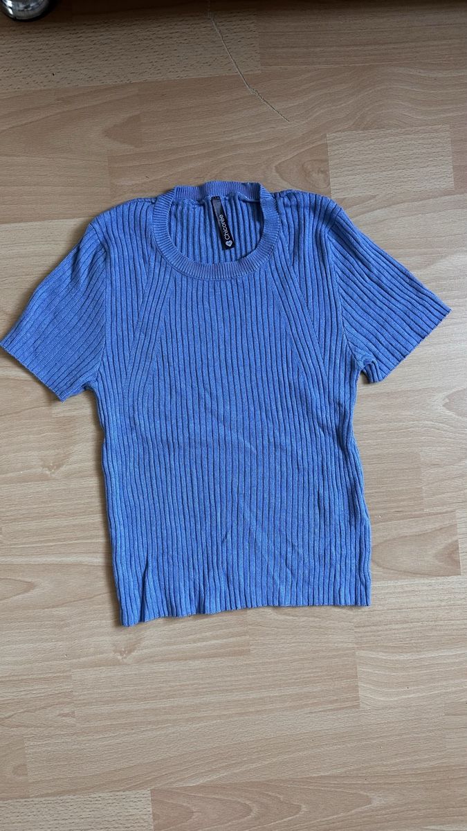 Lotti di vestiti: Feine Rippenpullover Chicoree Grösse S/M – Nuovo (secondo la descrizione) da Romanshorn venduto da Butterdog