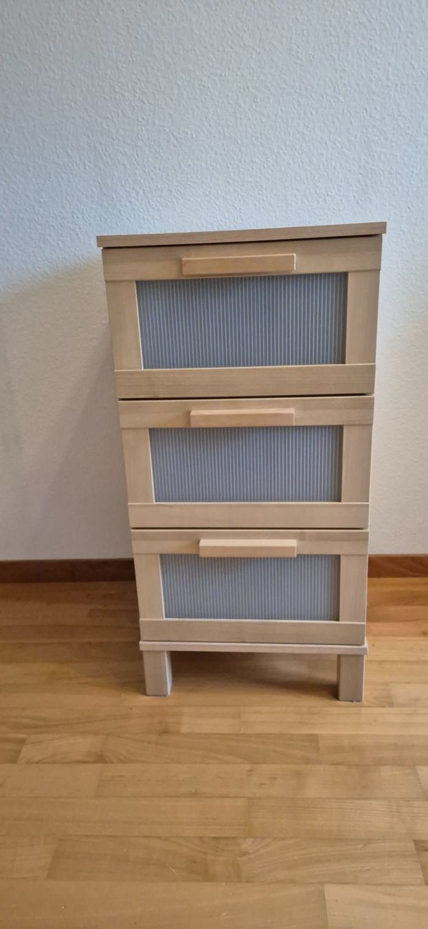 Ikea Cassettiere: Kommode Ikea mit 3 Schubladen – Usato da Uetikon am See venduto da Erdraute 1