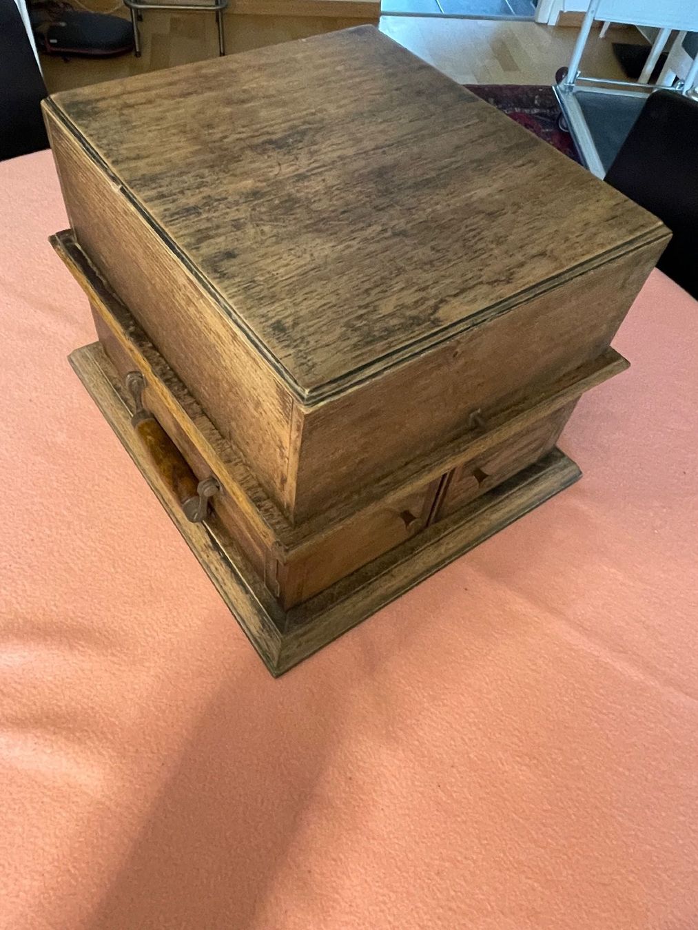 Plattenspieler: Grammophon Getzmann mit Schellackplatten – Gebraucht aus Binningen von Raymanfisch 5
