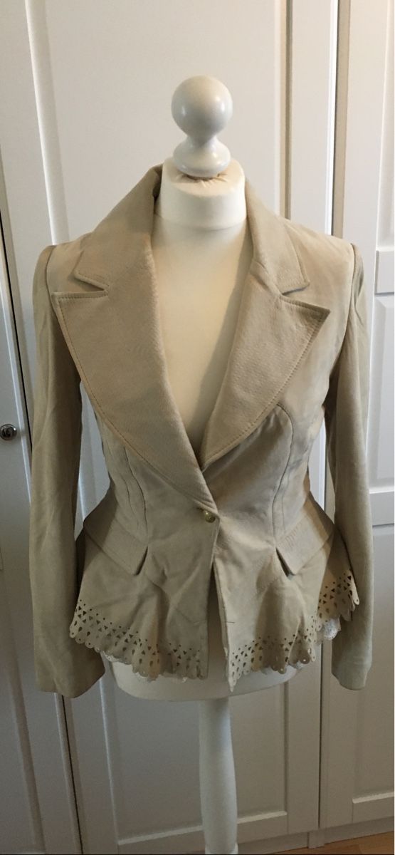 Roberto Cavalli Completi & Tailleur: Roberto Cavalli Leder Blazer 34-36 – Nuovo (secondo la descrizione) da Zürich venduto da MyFashion 1