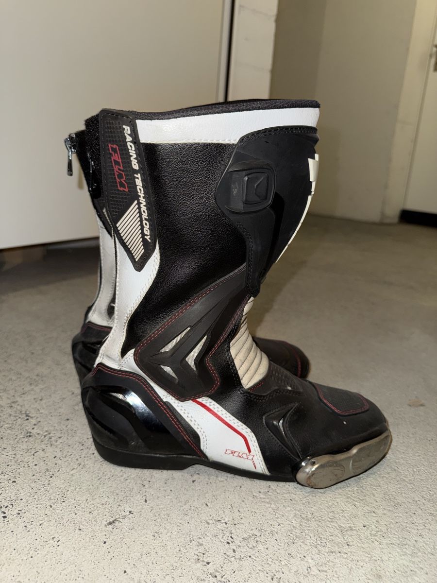 FLM Scarpe da uomo: Motorradstiefel FLM Grösse 42 – Usato da Schüpfheim venduto da Chris_1997 1