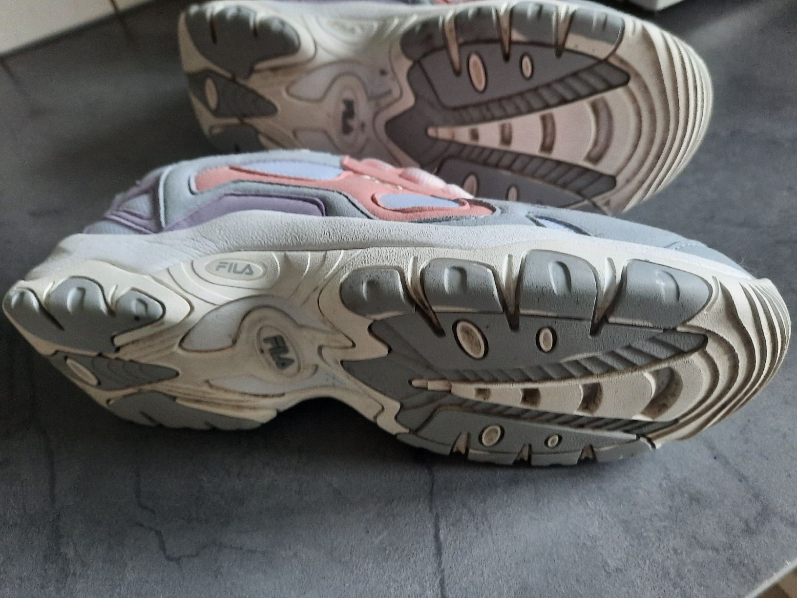Fila Chaussures hommes: FILA, BASKETS, POINTURE : 39 – D'occasion à Le Locle par marylise01 2