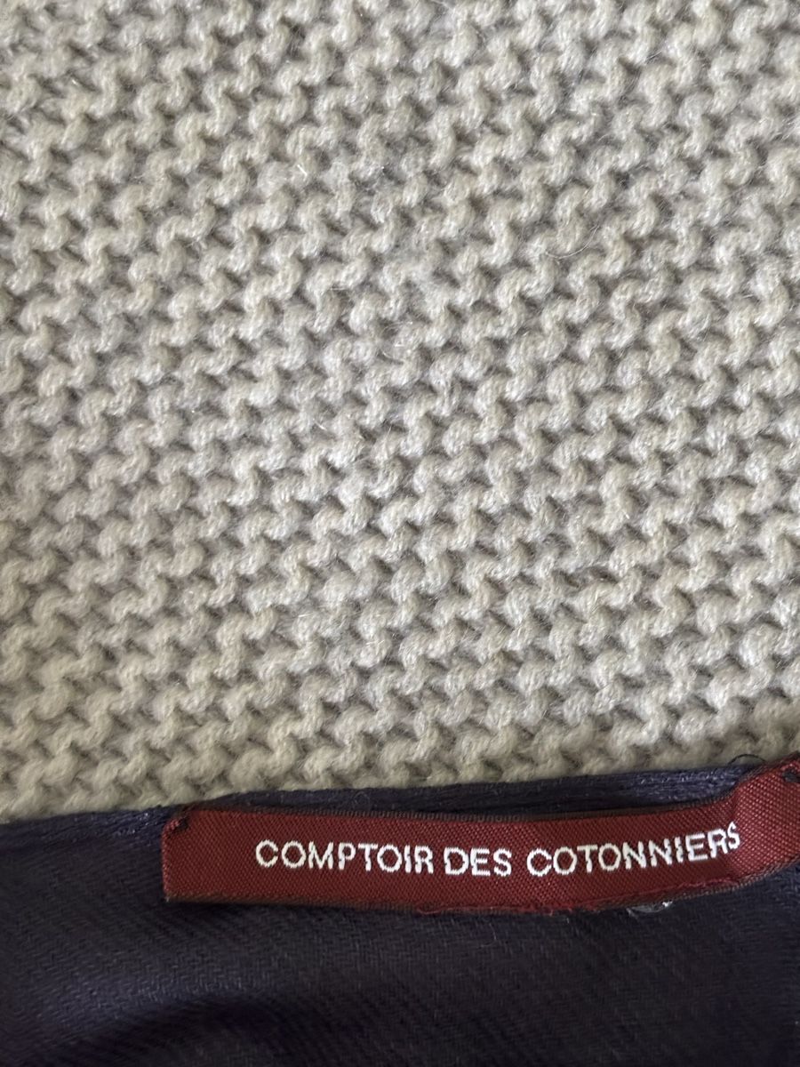 Comptoir des Cotonniers Jacken: COMPTOIR DES COTONNIERS STRICKJACKE – Gebraucht aus Pratteln von sab_whk9 5