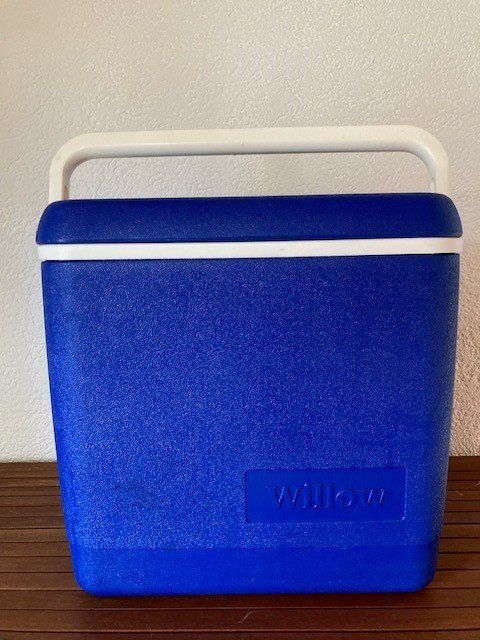 Kühlschränke & Kühlen: Kühlbox Willow 25 Liter Cooler Camping – Gebraucht aus Weggis von Secondsell