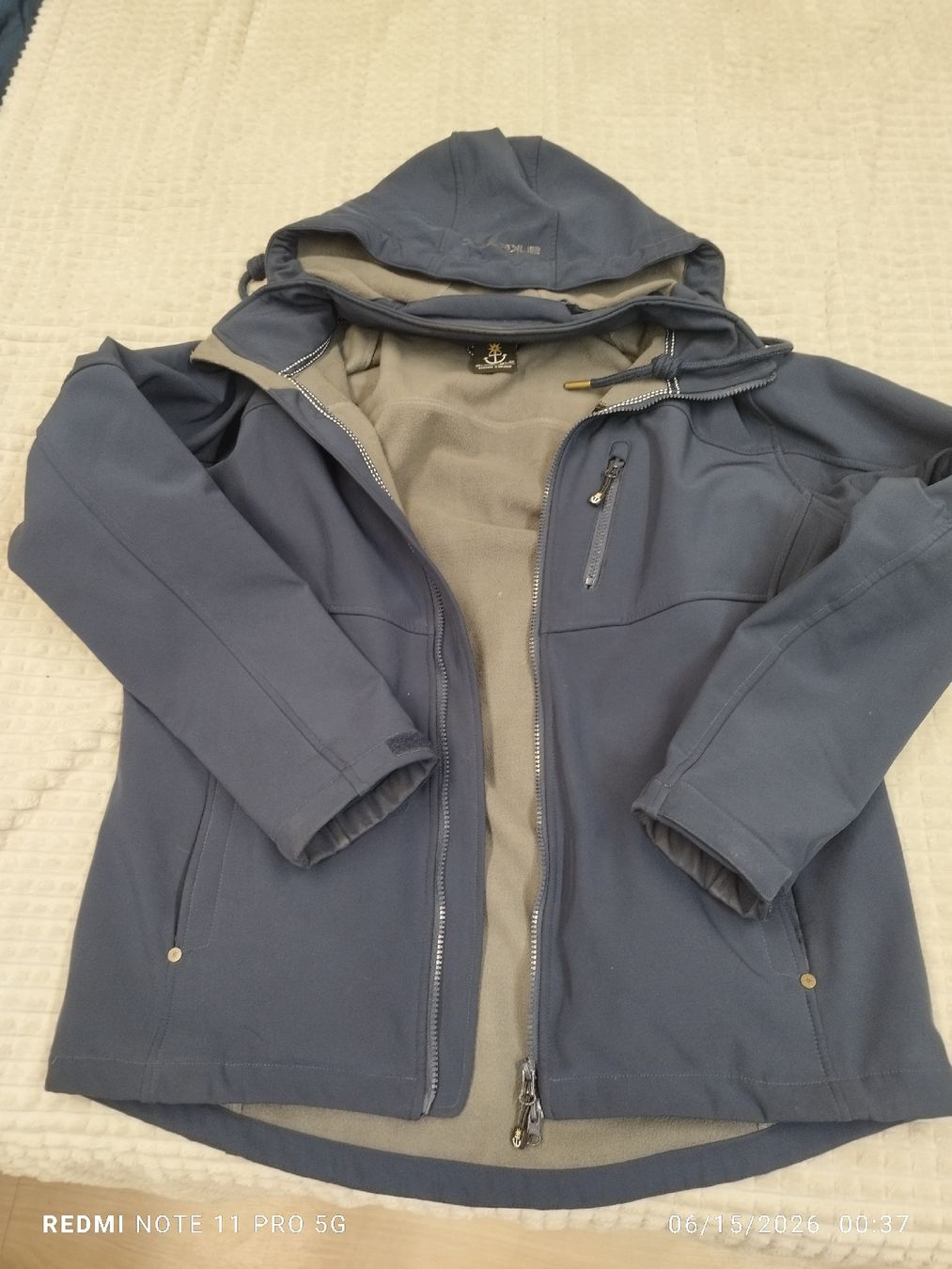Jacken: Blue Softshell Jacket - Ankerglut – Gebraucht aus Oberengstringen von Zsolt