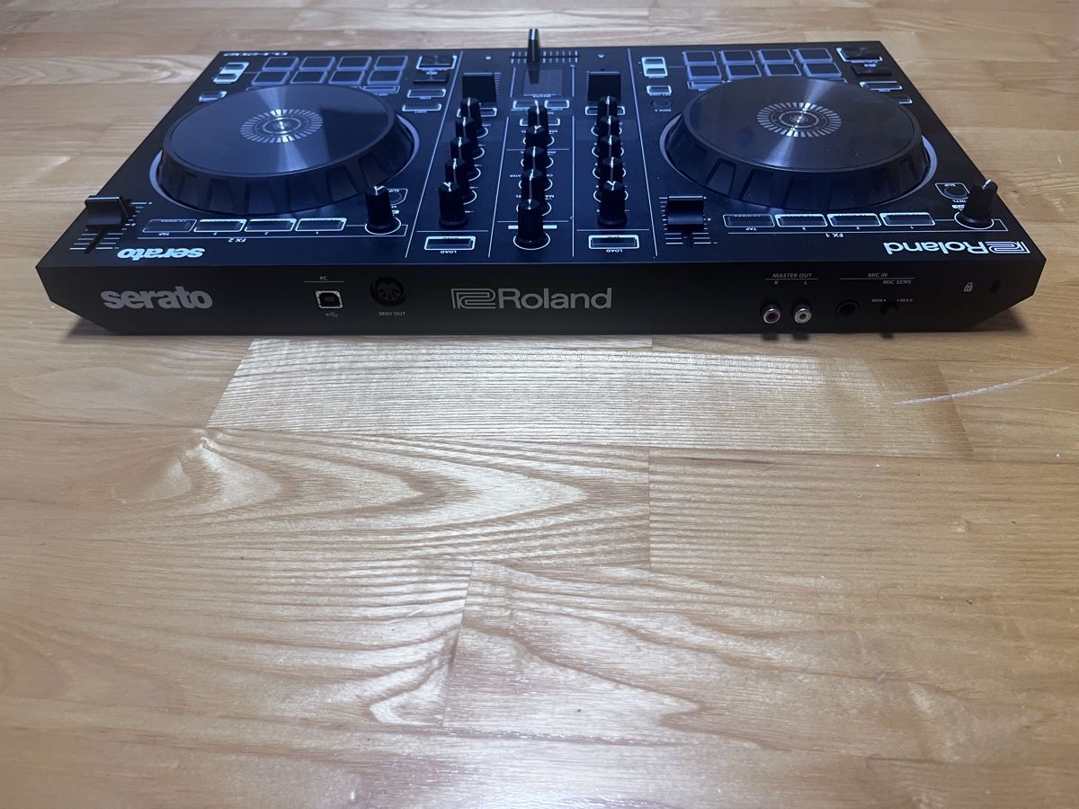 Roland Console di mixaggio: Roland DJ 202 – Usato da Kerns venduto da sil_7ghc 2