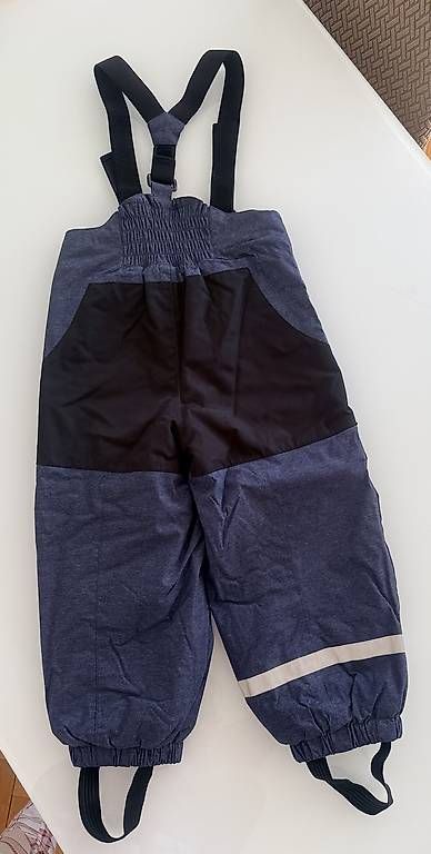 Pantalons: Pantalone sci 4-5 anni – D'occasion à Paradiso par tir_2mpx 1