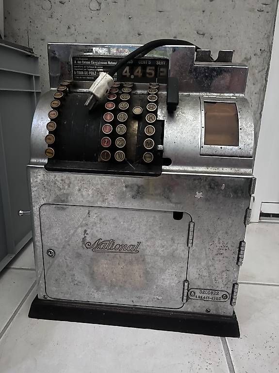 Caisses enregistreuses: Caisse enregistreuse au plus offrant  – D'occasion à Yverdon-les-Bains par car_xd5s