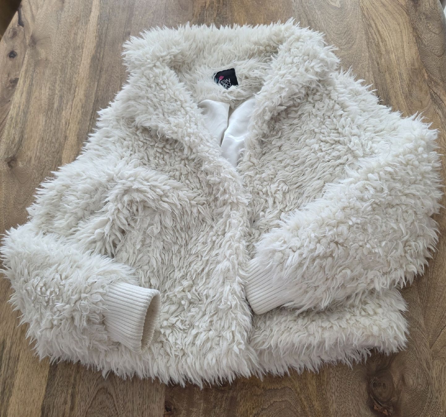 Giacche: Kunstfell Jacke weiss Grösse M – Usato da Rheinsulz venduto da Gilea 7