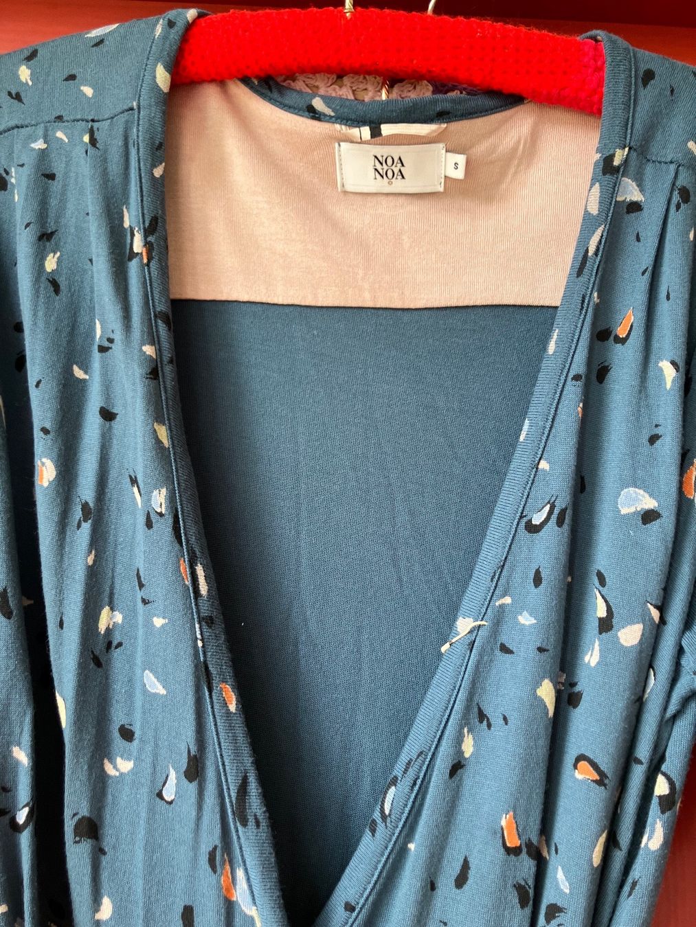 Kleider: KLEID/WICKELKLEID NOA NOA S/M – Gebraucht aus Regensdorf von AHenter 2
