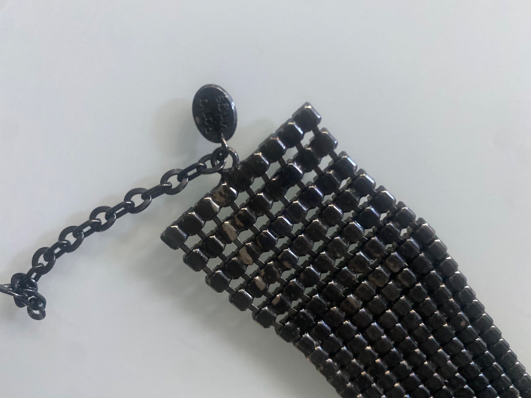 Catenine: Collier strass noir et argenté Rania Kinge – Usato da Geneve venduto da pat_p76n 5