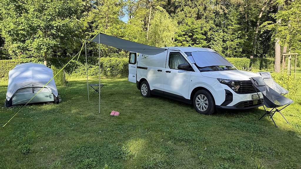 Ford Veicoli da campeggio: Ford Transit Courier, Ausgebaut als Minicamper – Usato da Obfelden venduto da Haussi 2