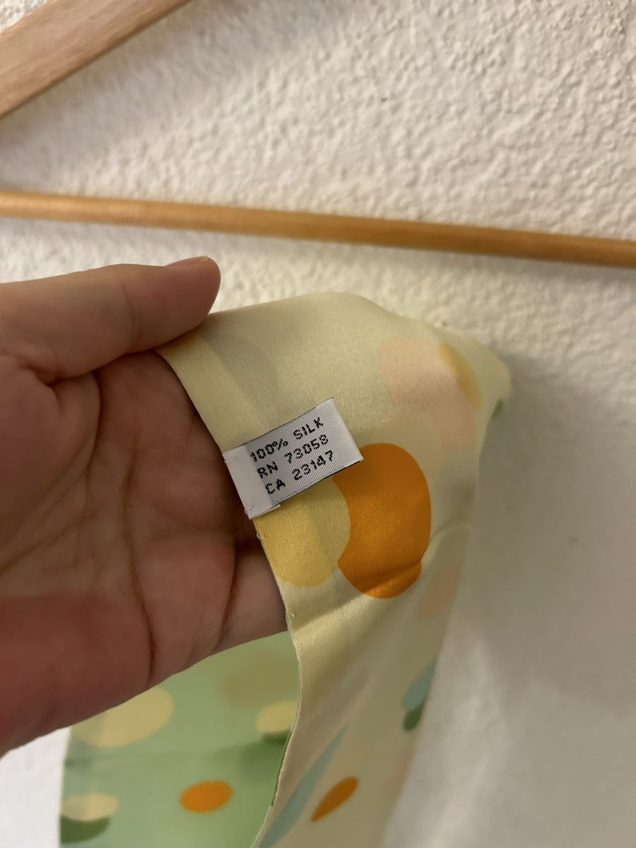 Foulards, Tücher & Schals: 100% Silk Scarf, Polka Dots, Neu！ – Neu und originalverpackt aus Zürich von mai_sxv7 2