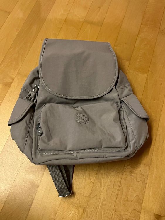 KIPLING Damen City Pack Rucksack, Farbe Gris Kaufen auf Ricardo