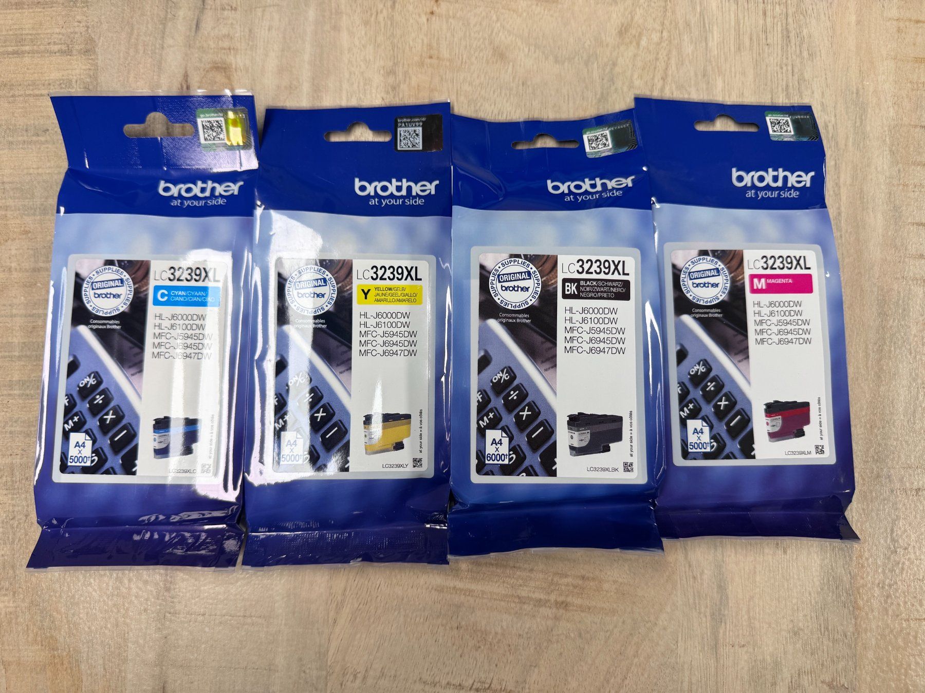 Brother Cartouches & Toner: Druckerpatrone Brother LC3239XL – Neuf avec emballage d'origine à Henggart par Fabian252