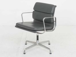 Eames EA 208 Soft Pad von Vitra in grauem Leder, Alu poliert