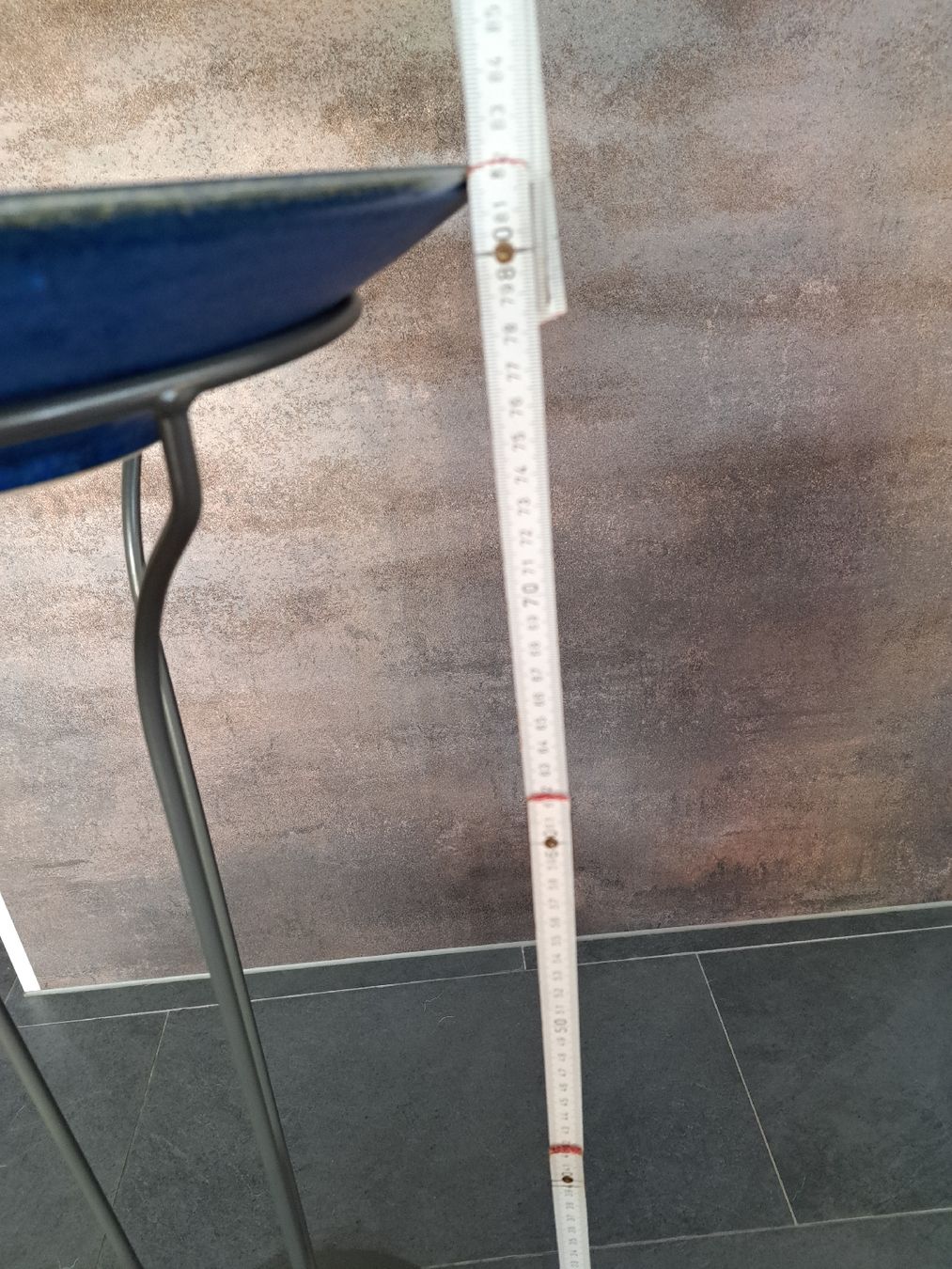 Tutte le decorazioni: Ständer mit Schale – Usato da magden venduto da cam_w2ff 6