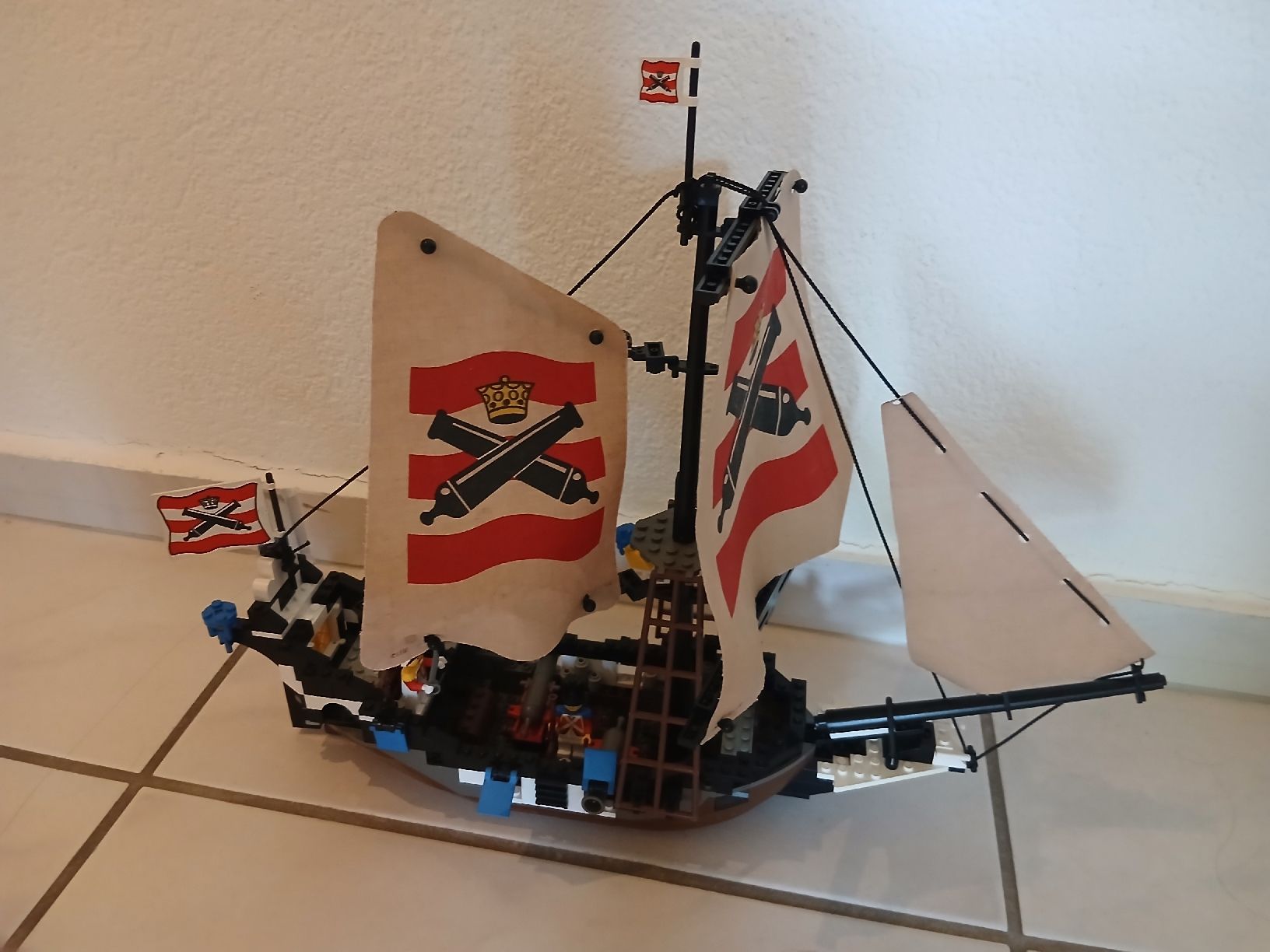 Lego Baukästen: LEGO 6271 Imperial Flagship – Gebraucht aus Bonstetten von PixelFox