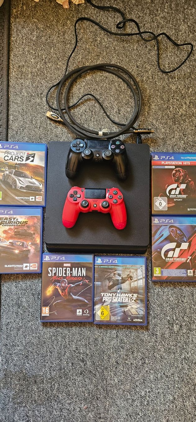 Sony Console: Playstation 4 mit 6Spielen und 2 Kontroller – Usato da Beinwil am See venduto da Wurzelz