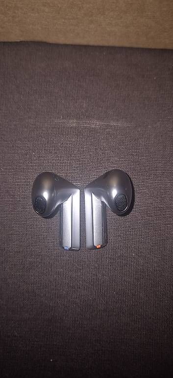 Cuffie: Samsung galaxy buds 3 – Usato da Les Brenets venduto da ewb_7p9v 1