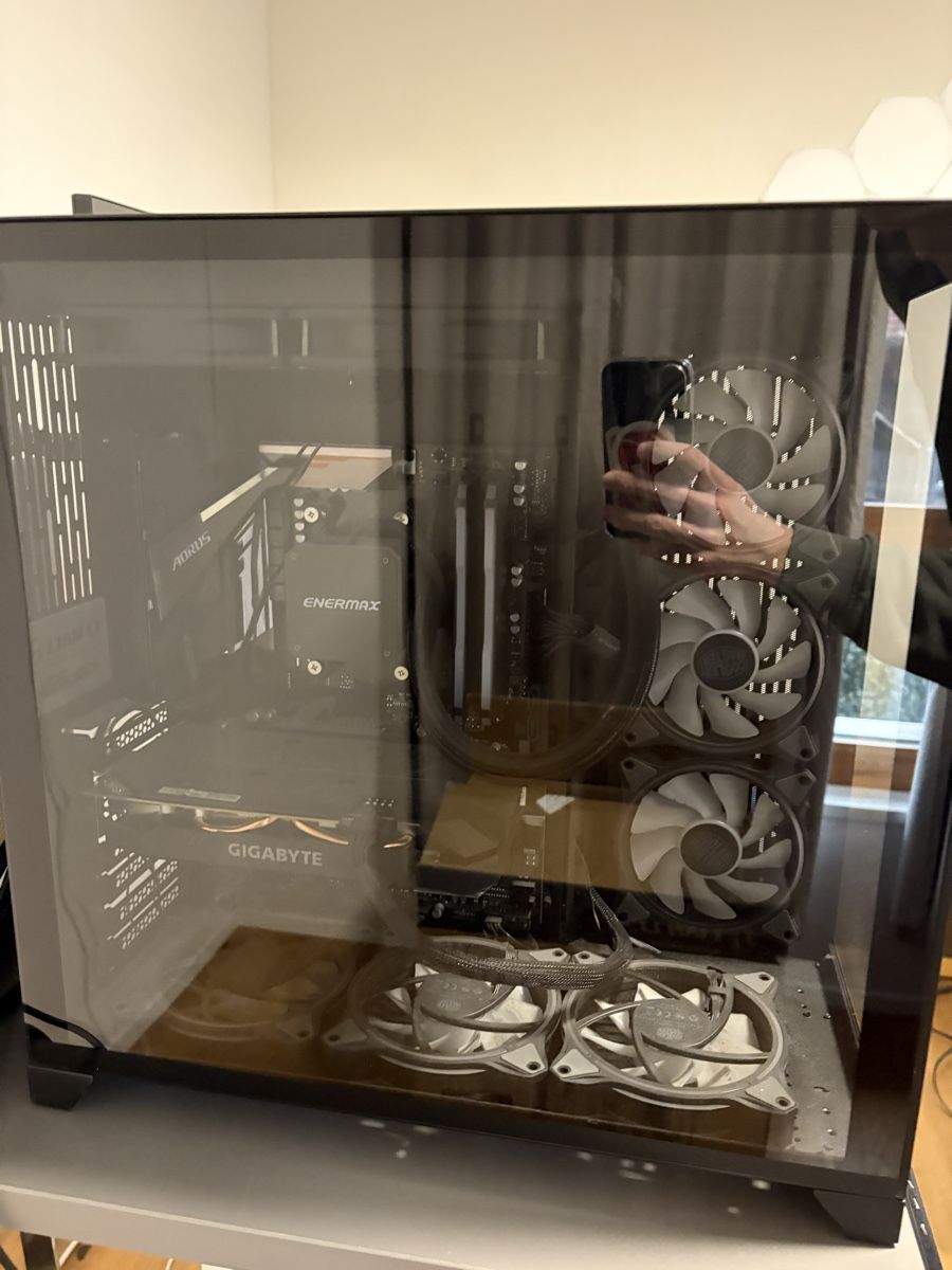 PCs: Custom Built PC – D'occasion à Rifferswil par jasonevans76 5
