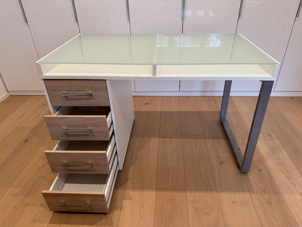 Schreibtisch Mit Glasplatte